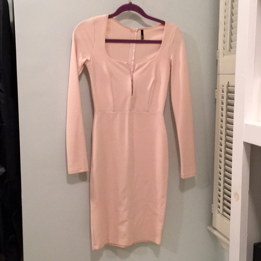 Lulus pink occasion body con dress